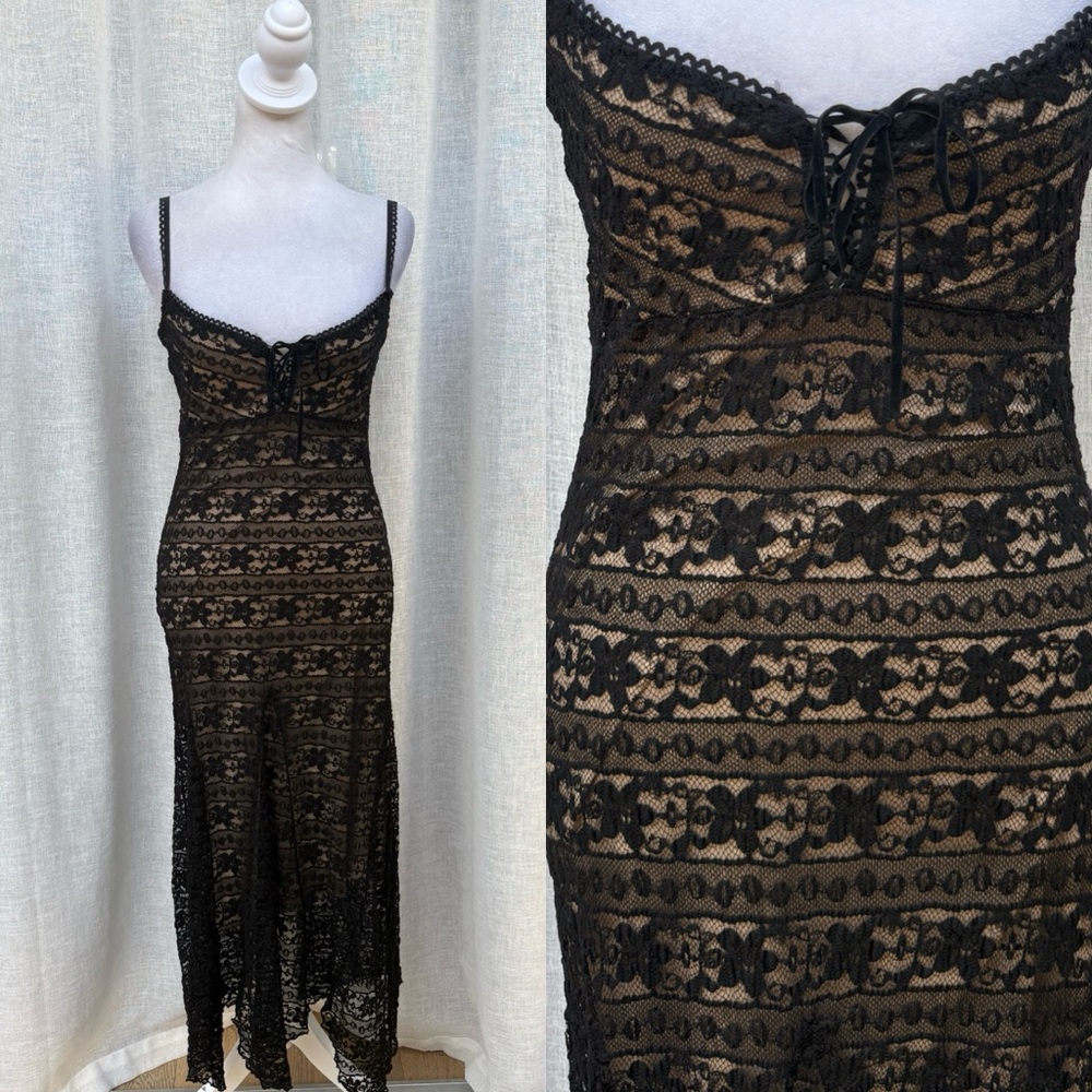 Beau Bois black floral lace tan spaghetti strap stretch slip dress